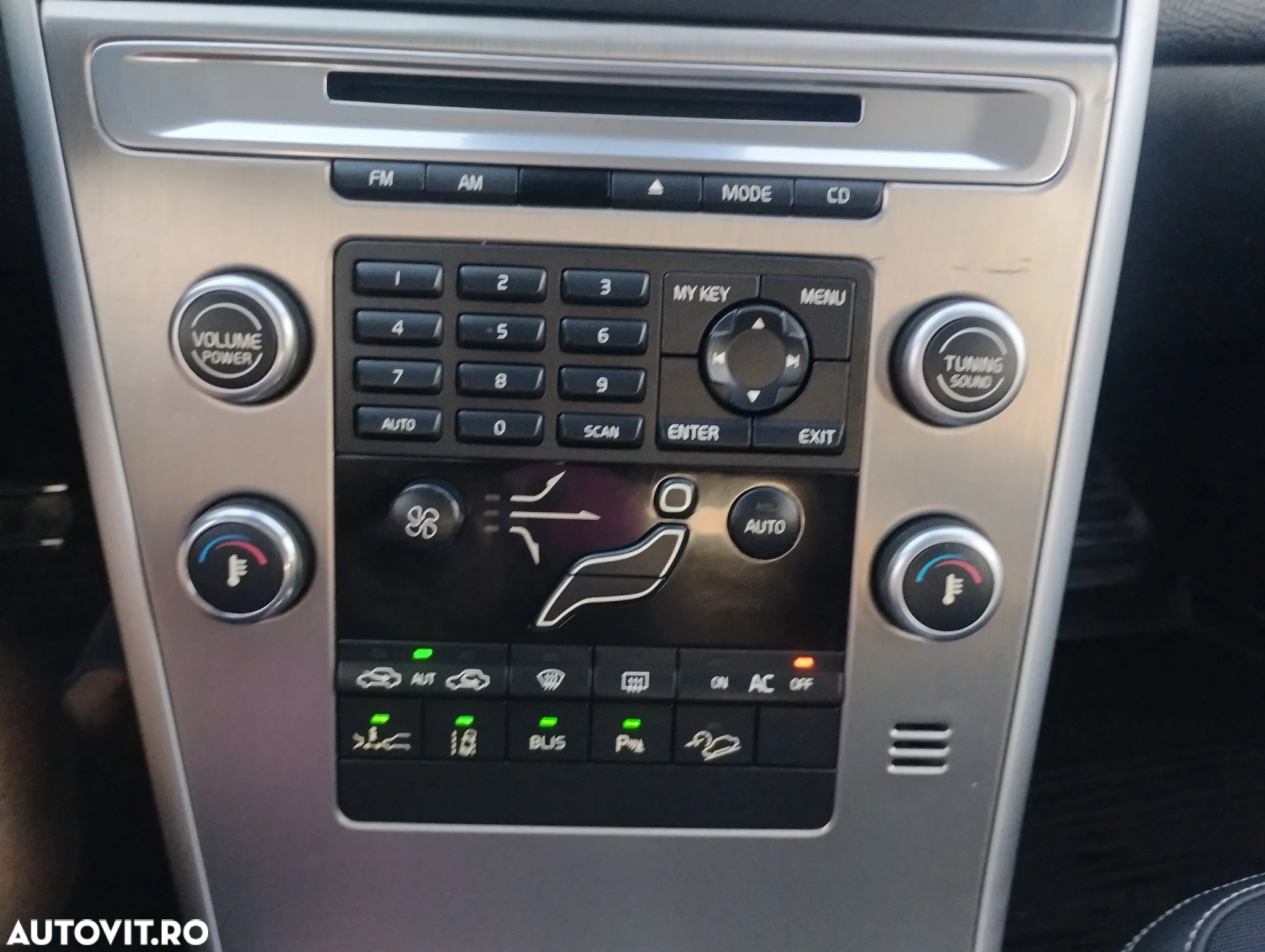 Volvo XC 60 - 22