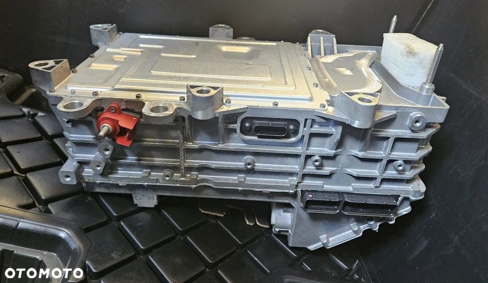 Inwerter Falownik Ładowarka Bateria FIAT 500E 2 19- P46353528 - 2