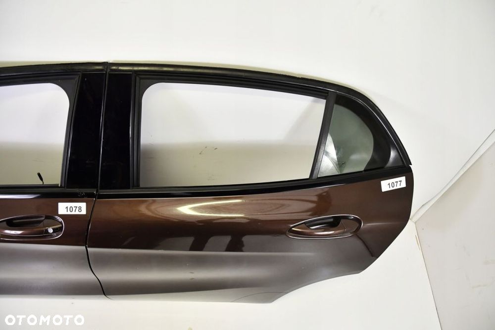 MERCEDES GLA W156 X156 DRZWI TYLNE LEWE - 4