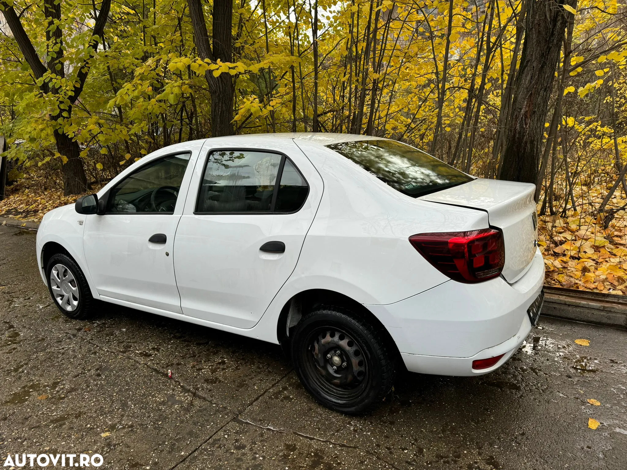 Dezmembrez Dacia Logan 2 2019 alb 1.0 SCE benzina facelift - 2