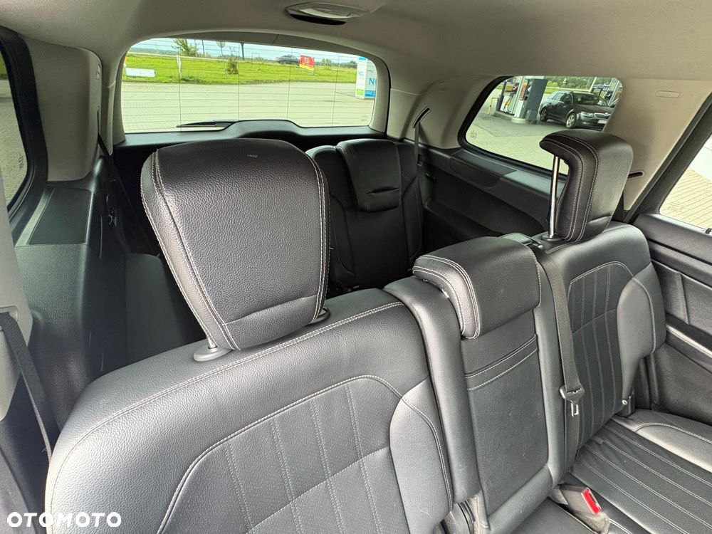 Mercedes-Benz GL 350 BlueTec 4-Matic - 28