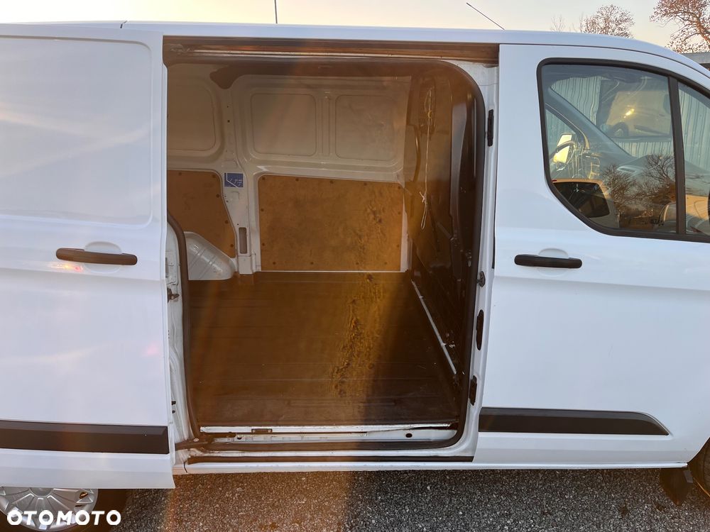 Ford Transit Custom - 15