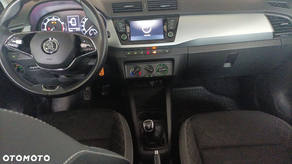 Skoda Fabia 1.0 TSI Ambition - 4