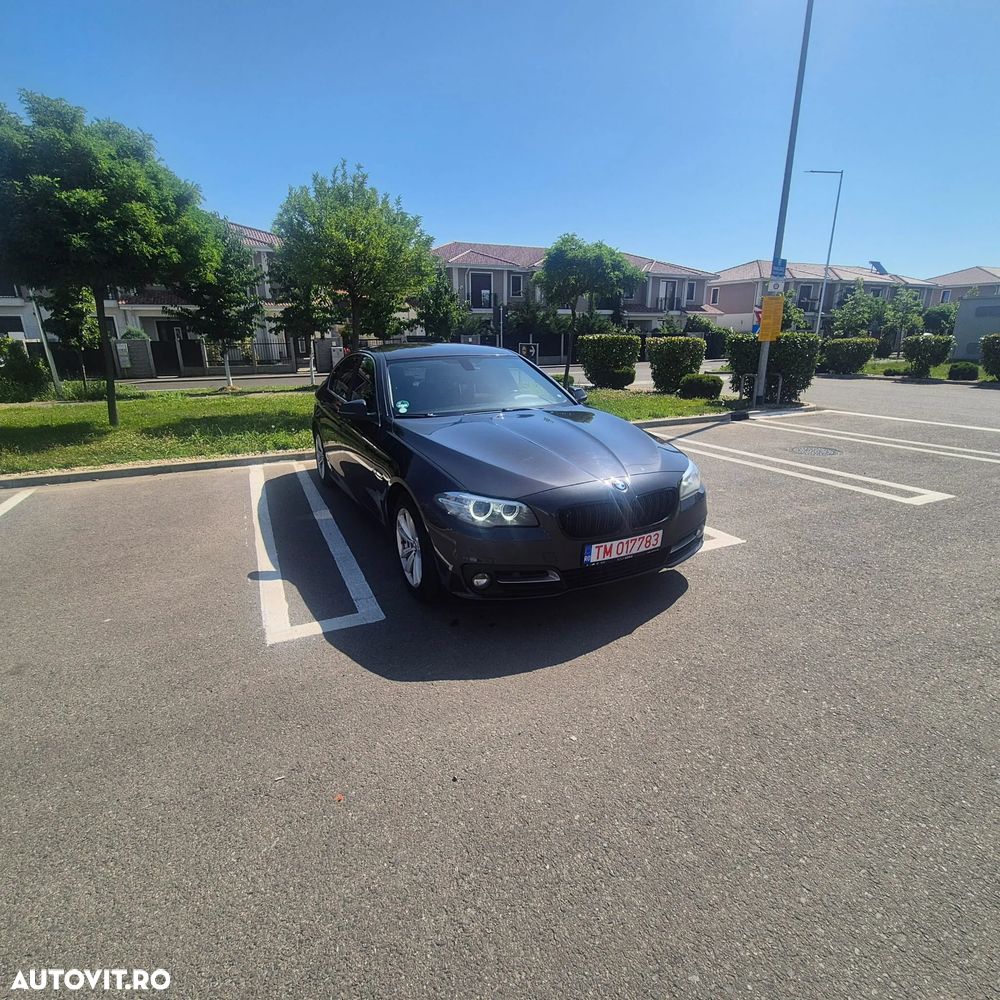 BMW Seria 5 520d xDrive Aut. - 1