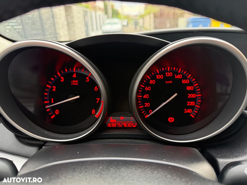 Mazda 3 1.6 MZR 90th Anniversary - 31