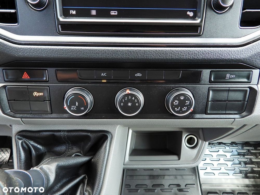 Volkswagen CRAFTER  WYWROTKA TEMPOMAT KLIMATYZACJA  140KM - 38