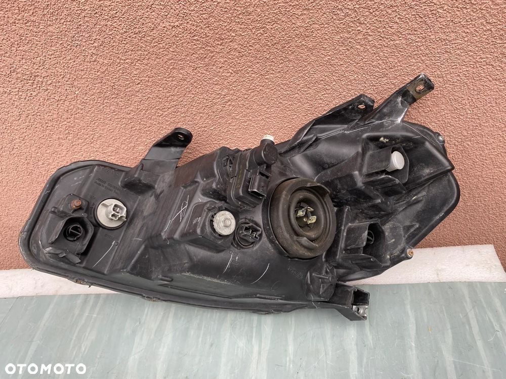 lampy sedici  sx4 komplet eu całe - 6