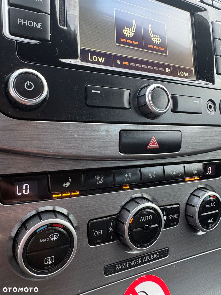 Volkswagen Passat 2.0 Blue TDI SCR Trendline - 17