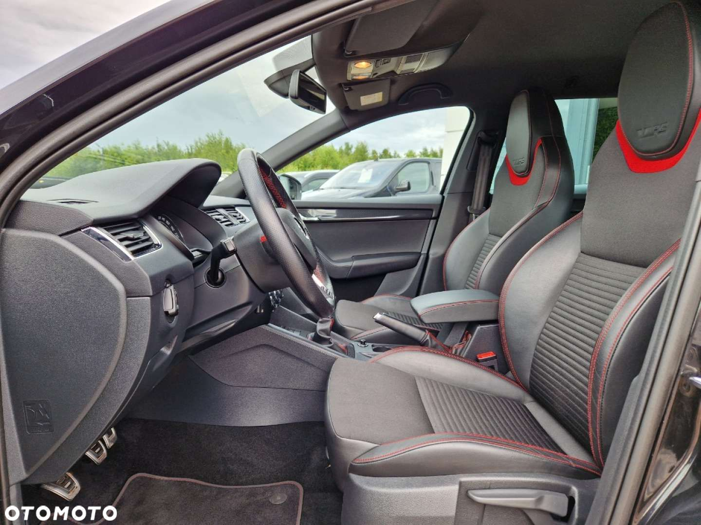 Skoda Octavia Combi 2.0 TDI RS - 5