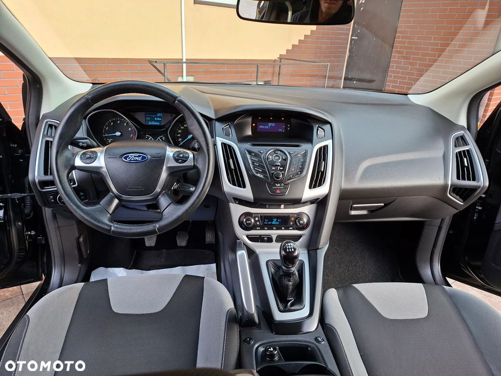 Ford Focus - 19