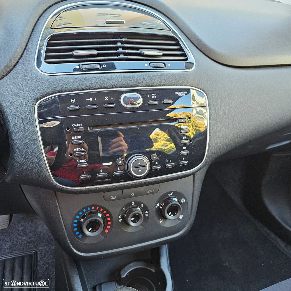 Fiat Grande Punto - 11