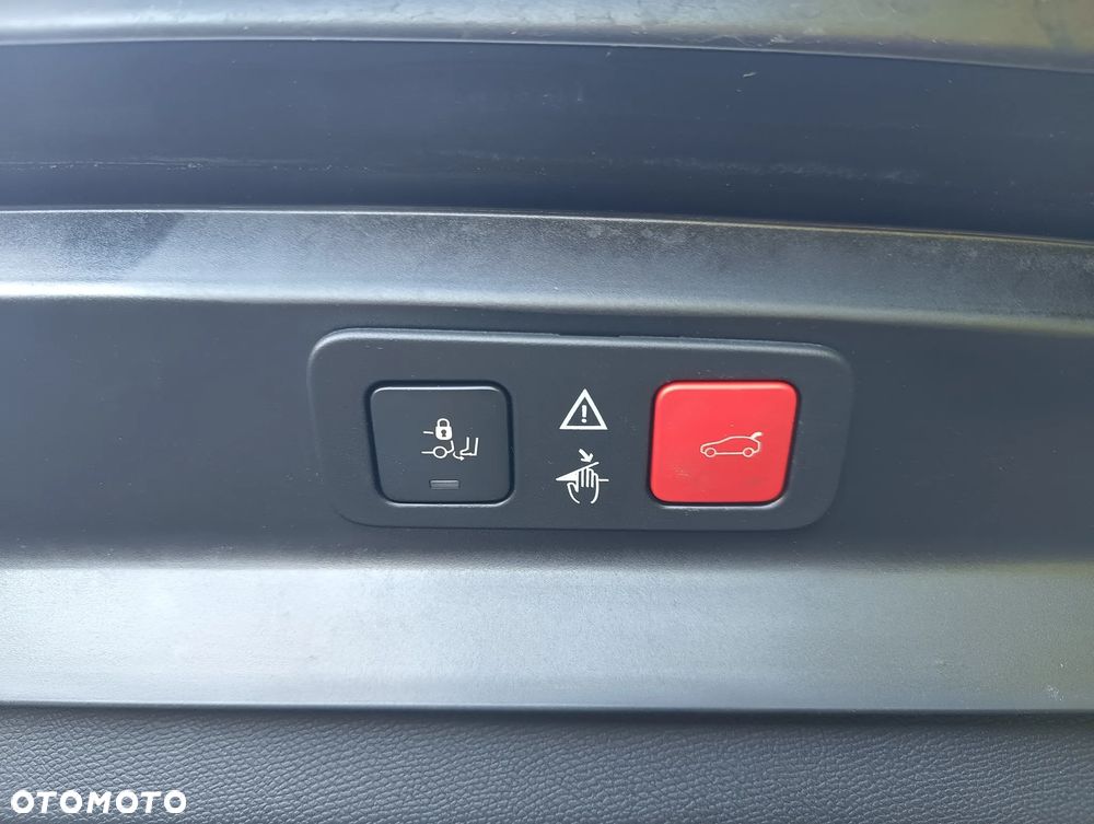 Peugeot 5008 BlueHDi 130 EAT8 GT - 21
