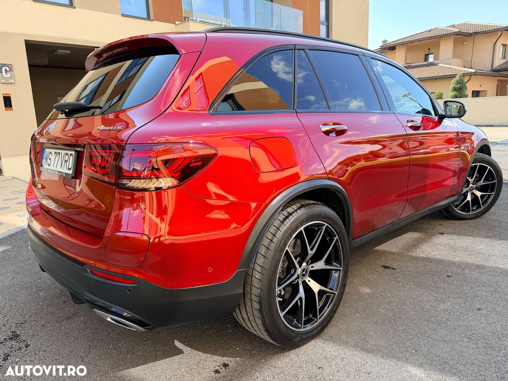 Mercedes-Benz GLC 300 e 4MATIC - 18