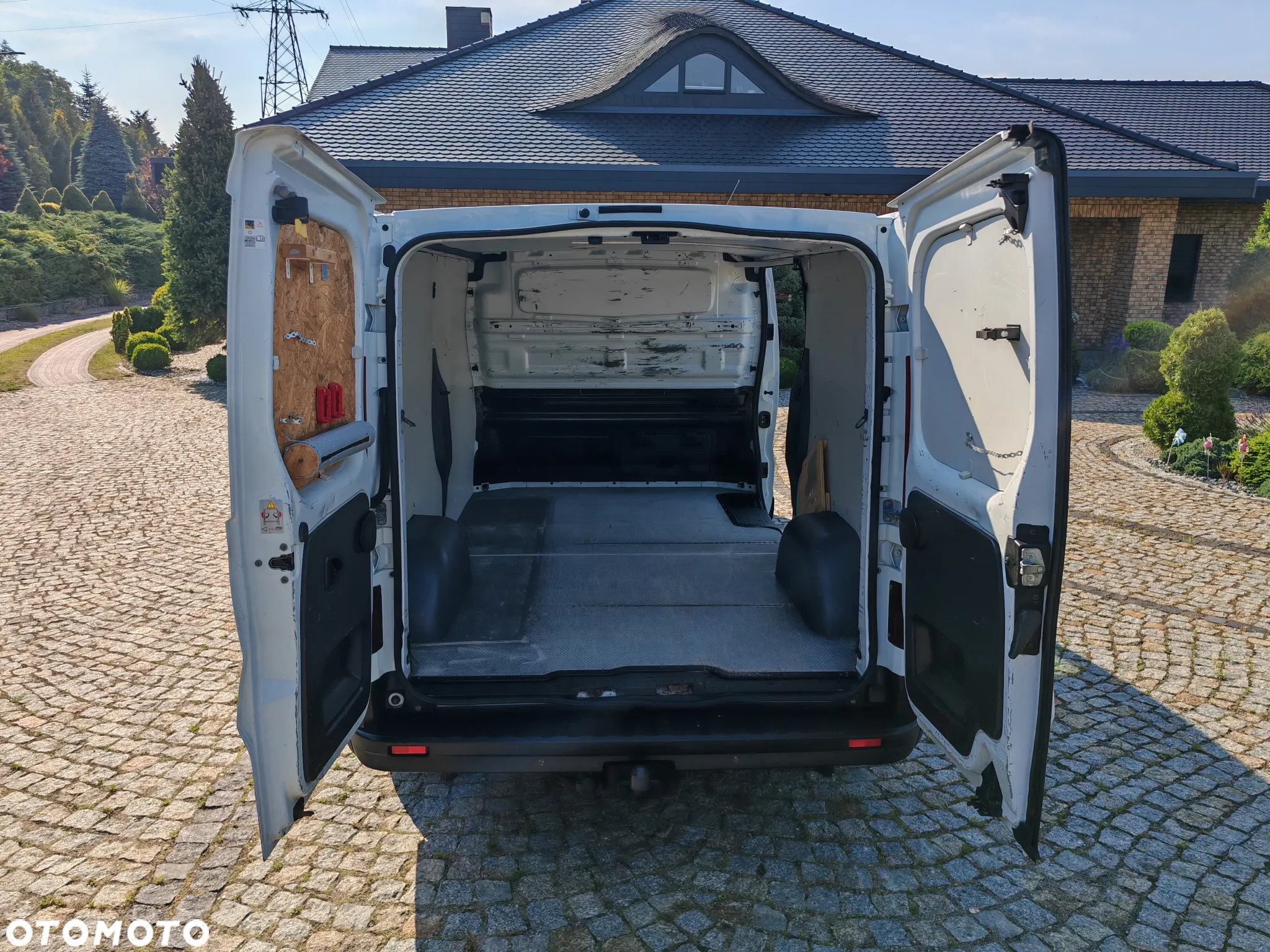 Renault TRAFIC - 28