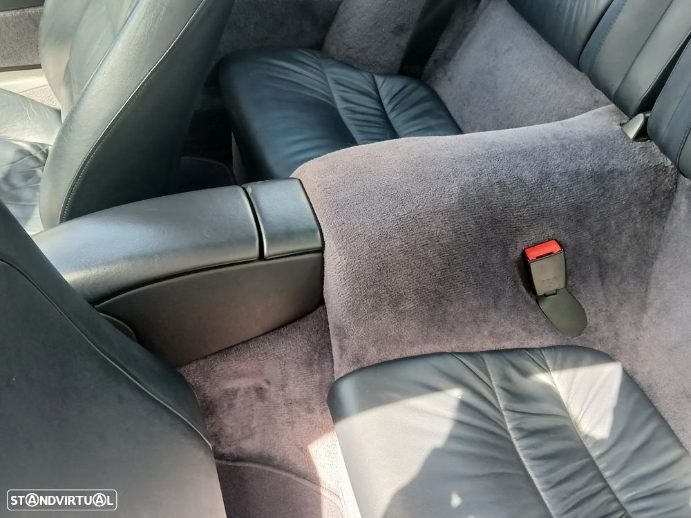 Porsche 911 Série F - 22