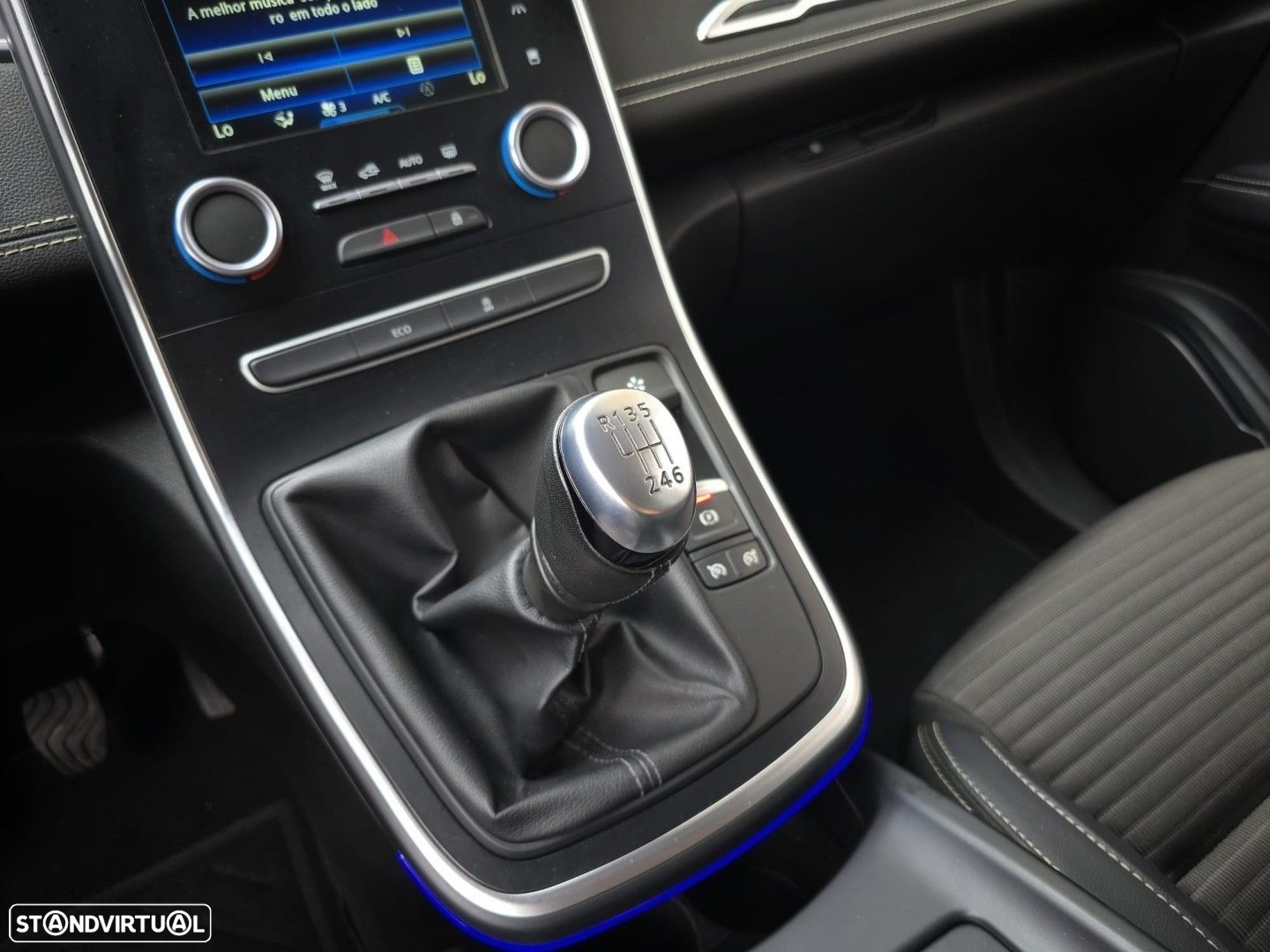 Renault Grand Scénic 1.5 dCi Intens Hybrid Assist SS - 17