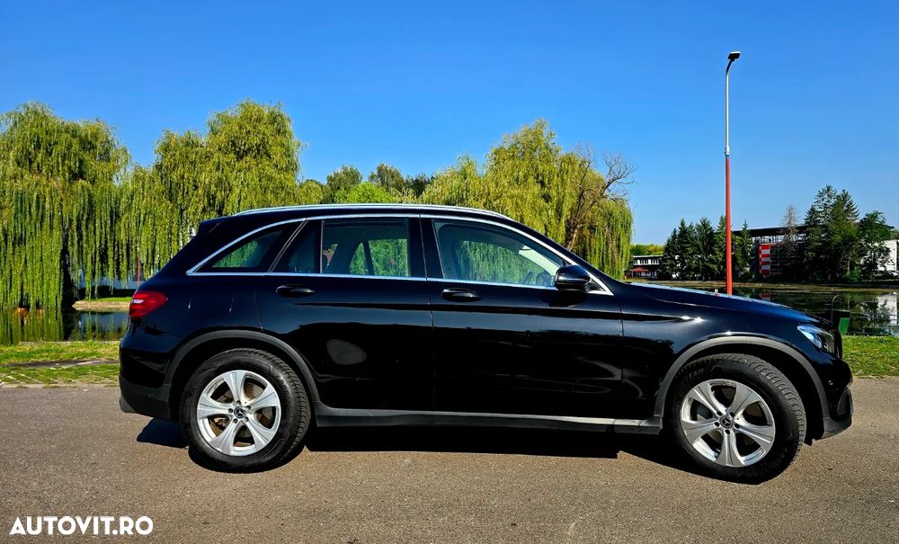 Mercedes-Benz GLC 220 d 4MATIC - 18