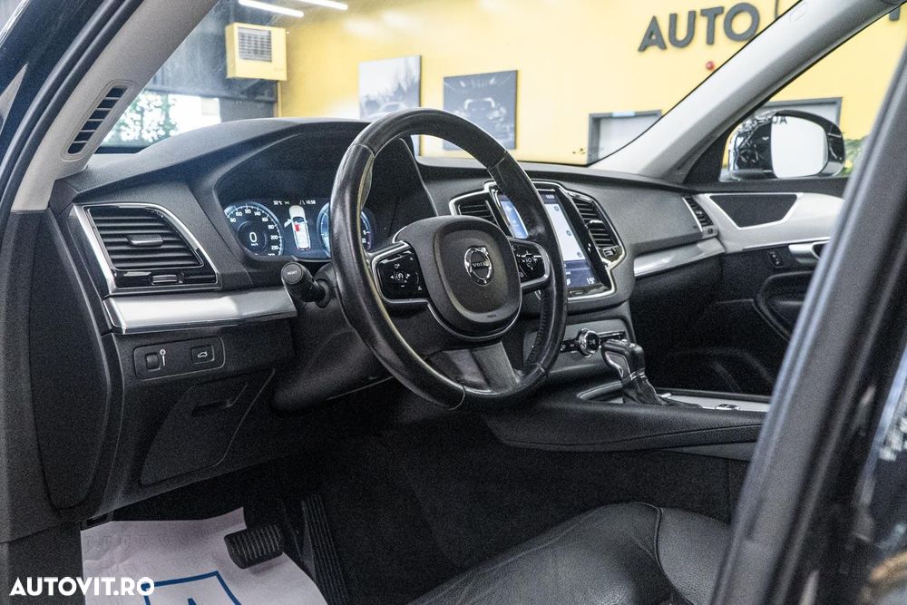 Volvo XC 90 D5 AWD Momentum - 7