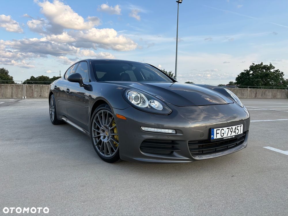 Porsche Panamera PDK Edition - 2