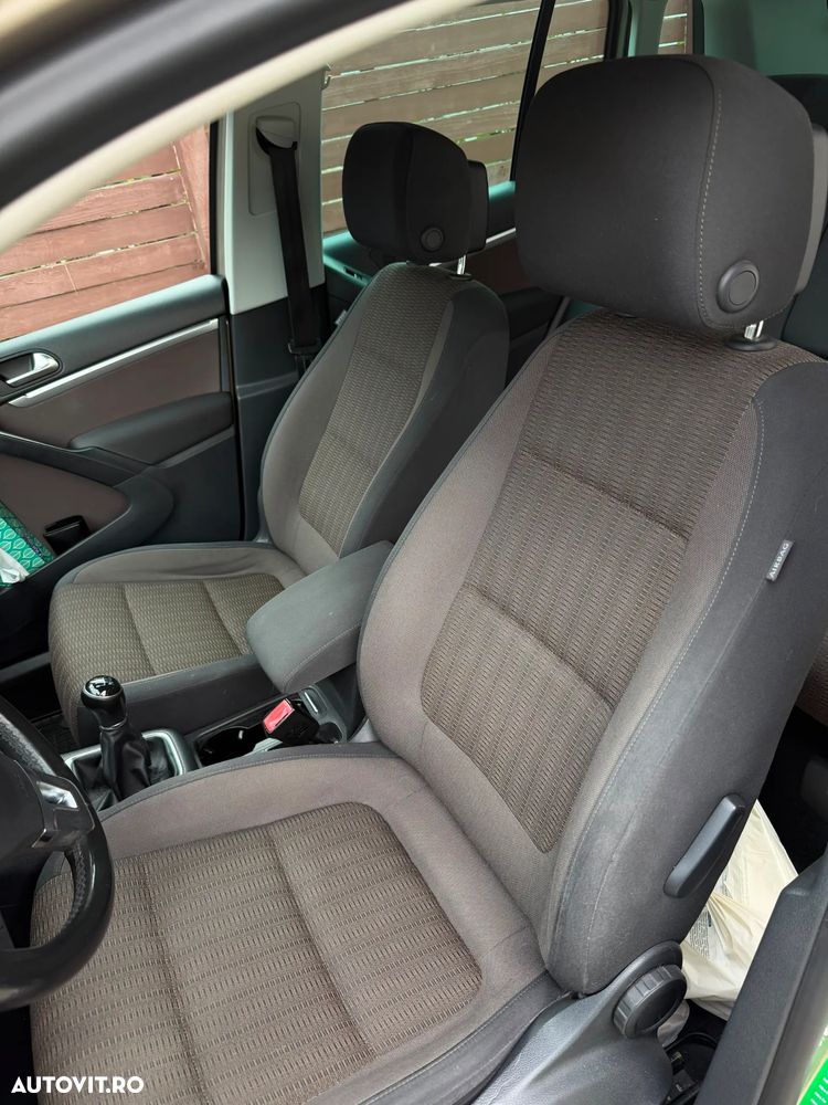 Volkswagen Tiguan 2.0 TDI 4Motion BMT Sport & Style - 31