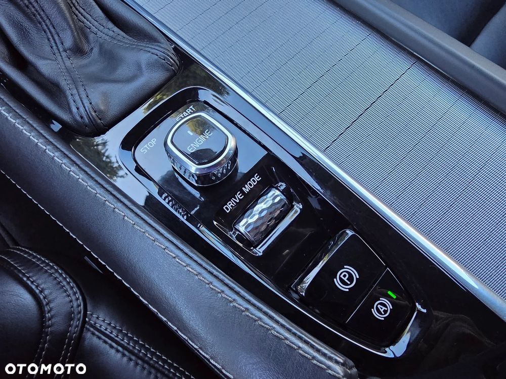 Volvo V90 - 25