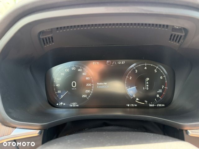 Volvo XC 60 T5 Momentum Pro - 30