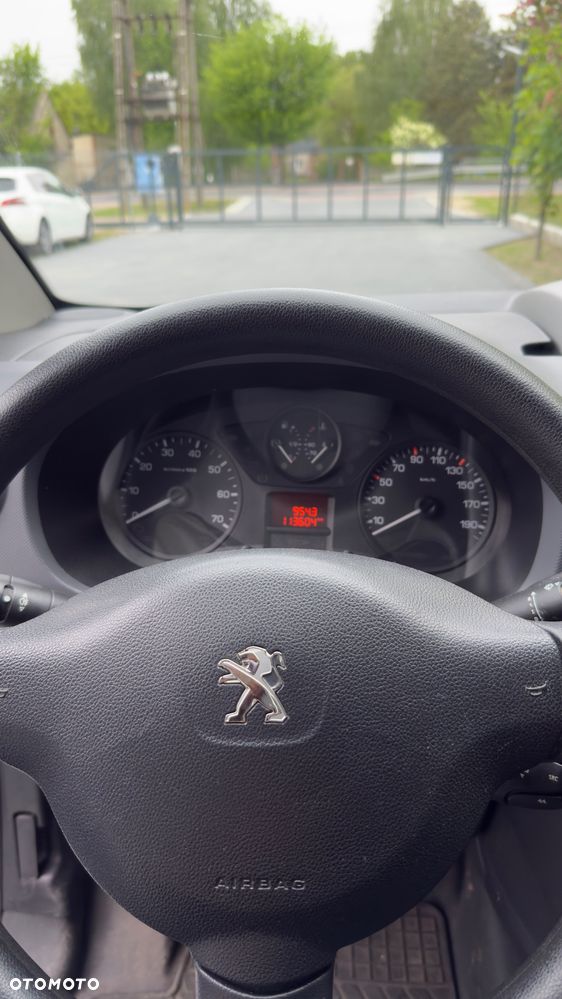 Peugeot Partner - 11