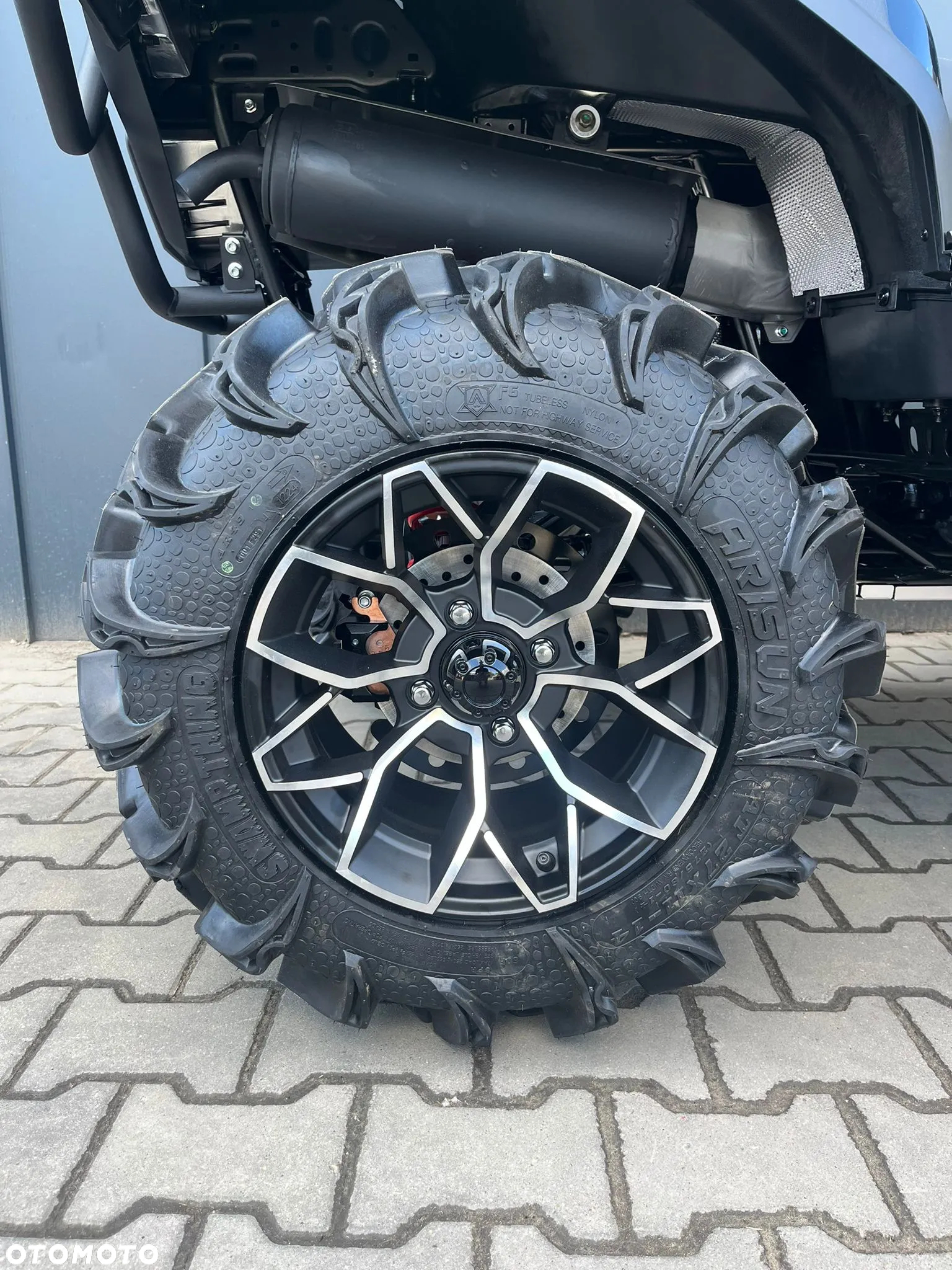 Loncin XWOLF 700 - 12