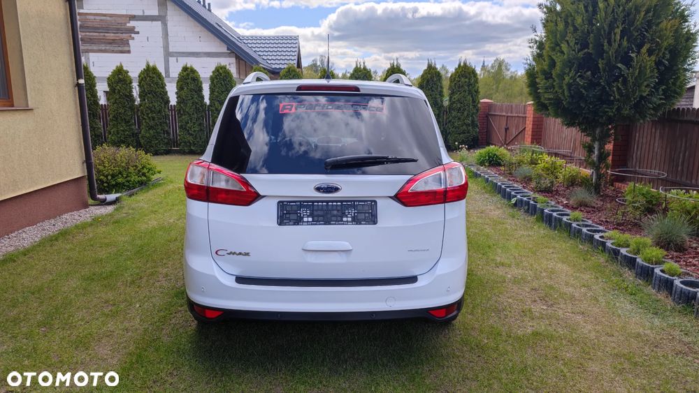 Ford Grand C-MAX - 10