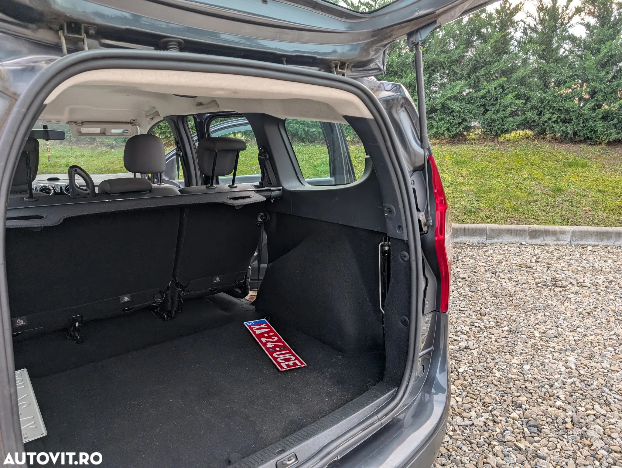 Dacia Lodgy 1.5 dCi Laureate - 13