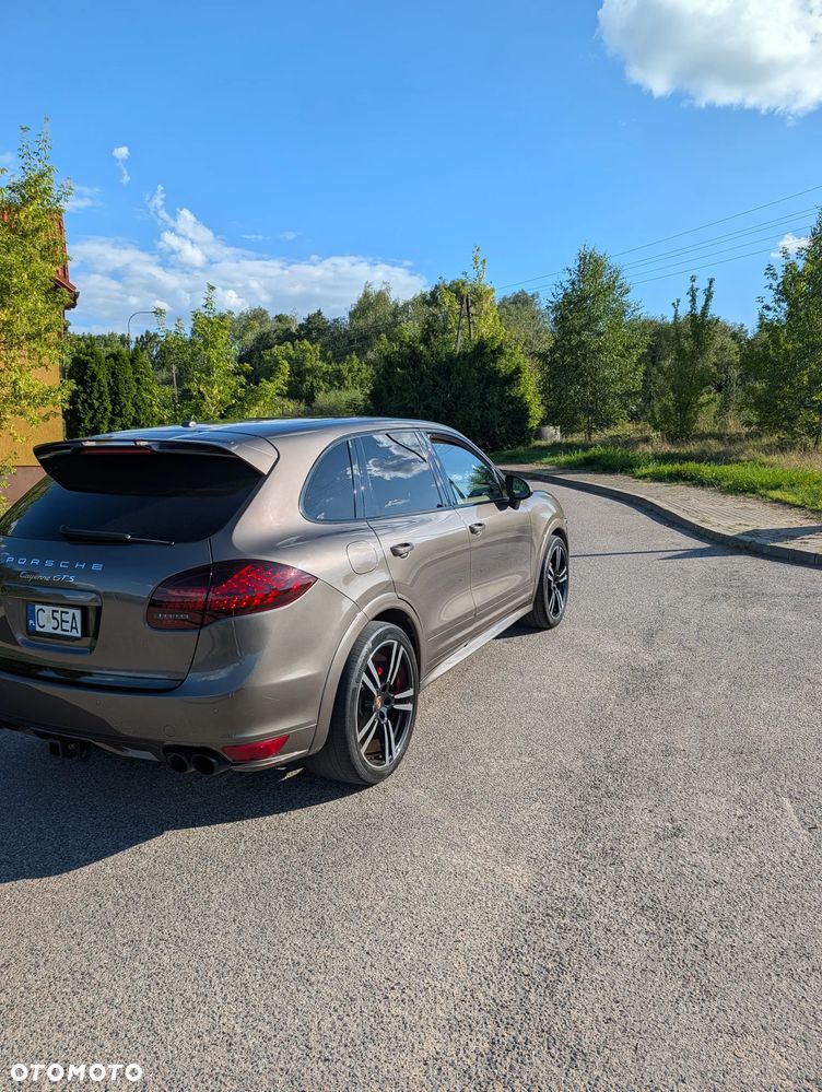 Porsche Cayenne GTS - 4