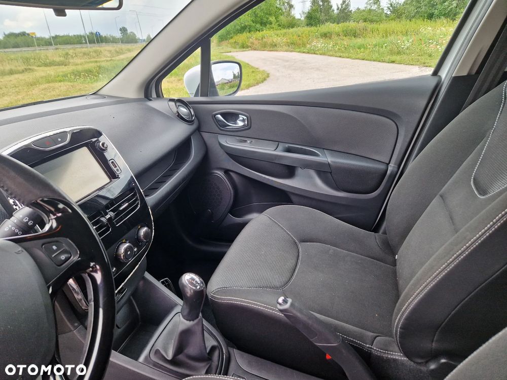 Renault Clio - 20