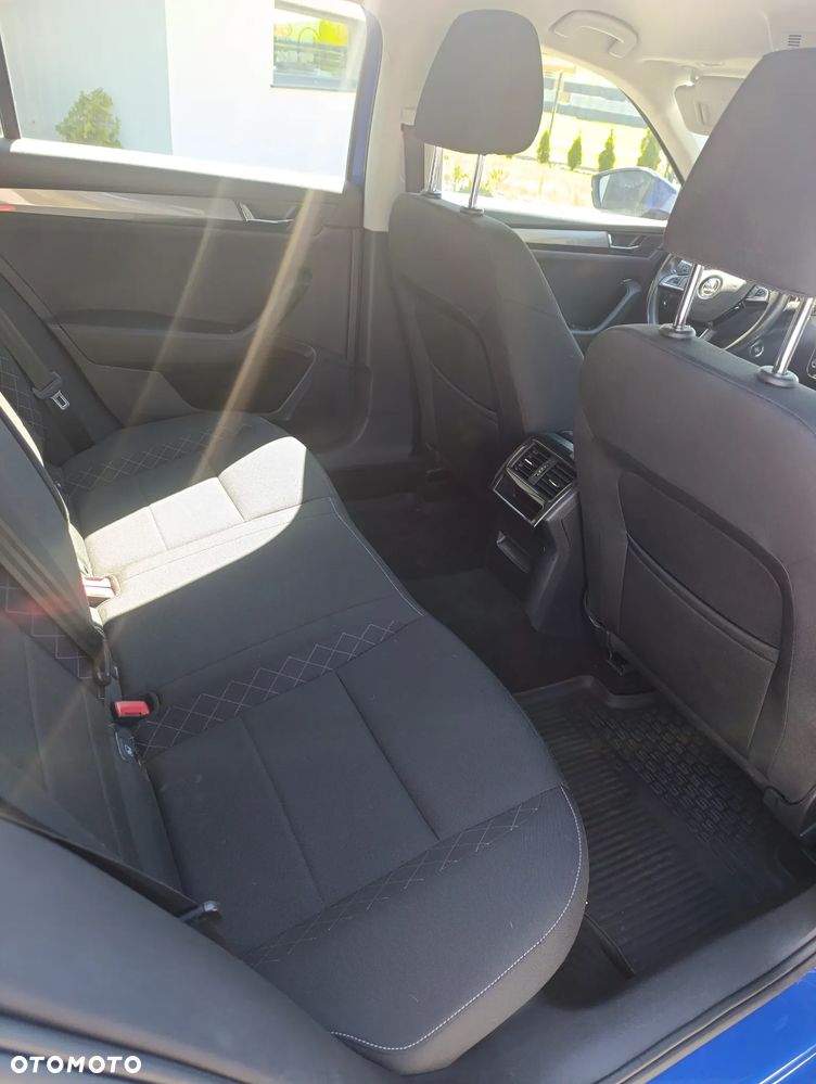 Skoda Superb 1.5 TSI ACT Active DSG - 6