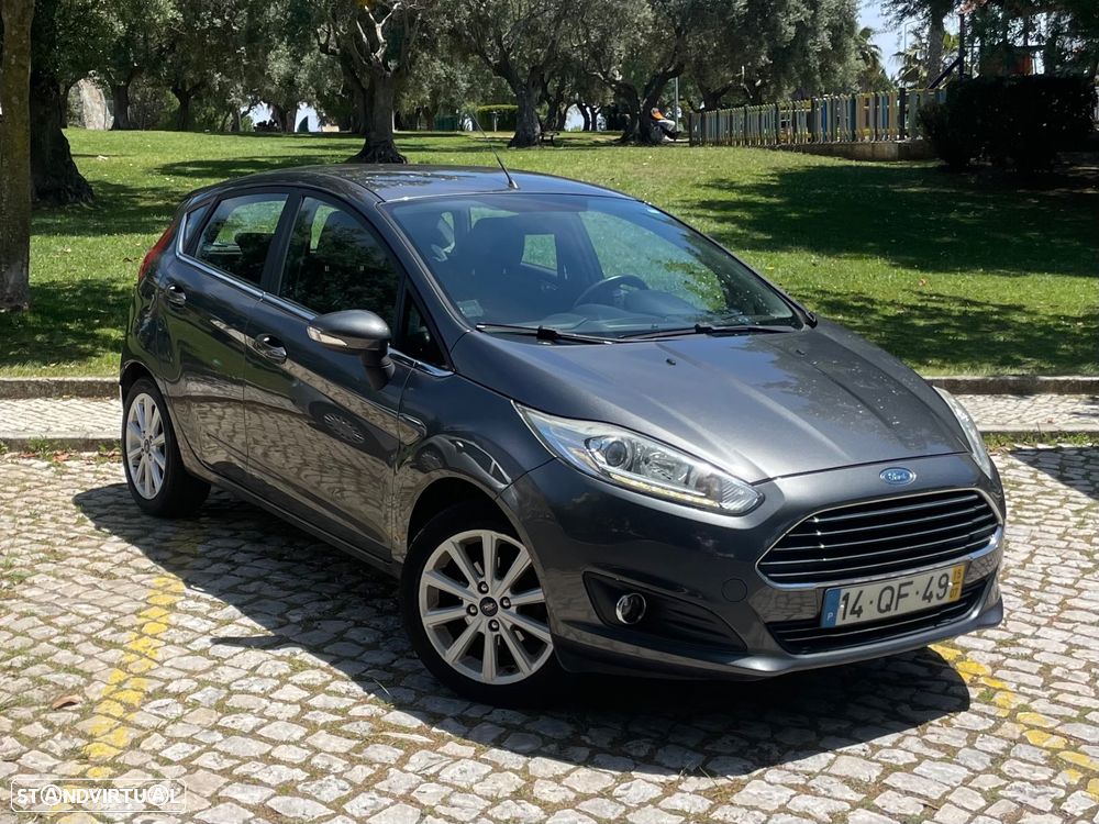 Ford Fiesta 1.0 T EcoBoost Titanium - 1