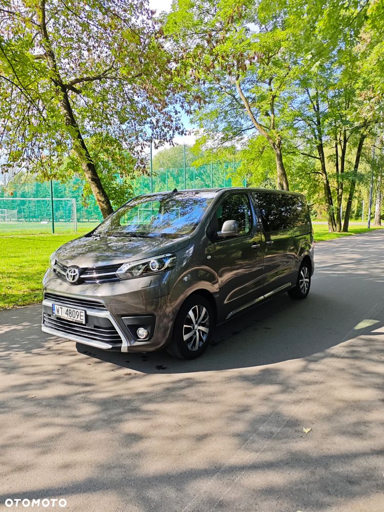 Toyota ProAce Kombi 2.0 D-4D Medium 2,8t - 5