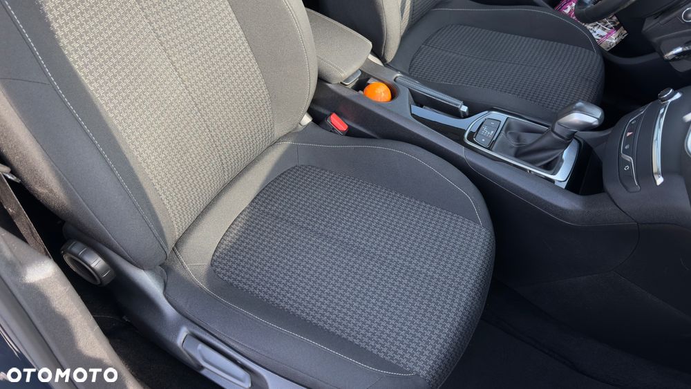 Peugeot 308 BlueHDi 120 EAT6 Stop & Start Active Business-Paket - 17