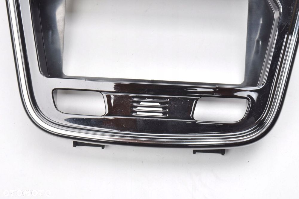 SSANGYONG TIVOLI LIFT PANEL ŚRODKOWY 23R 76562-35300 - 2