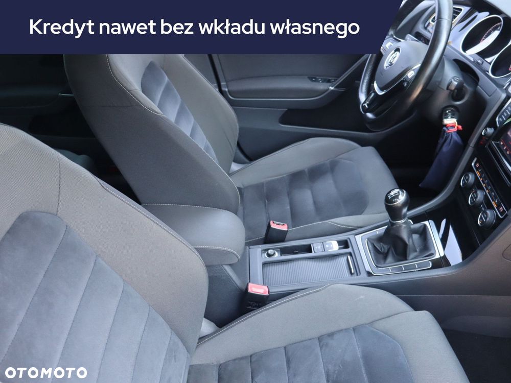 Volkswagen Golf Variant - 11