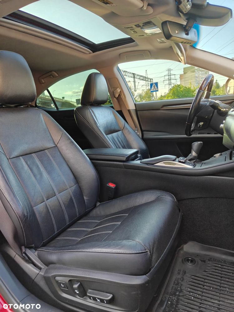 Lexus ES - 17