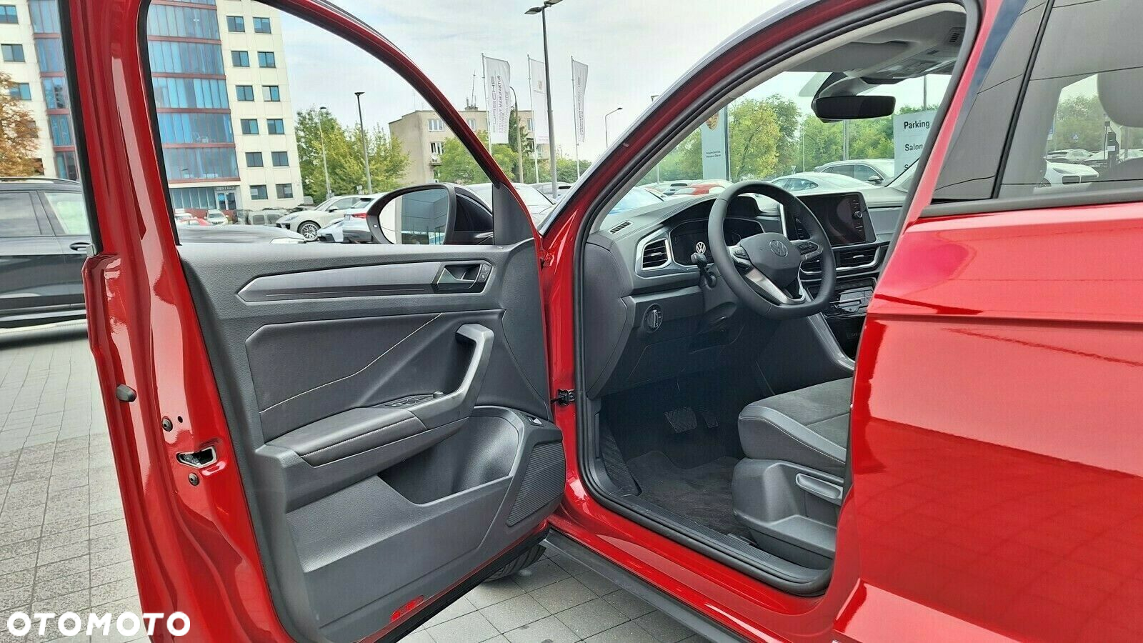 Volkswagen T-Roc - 17