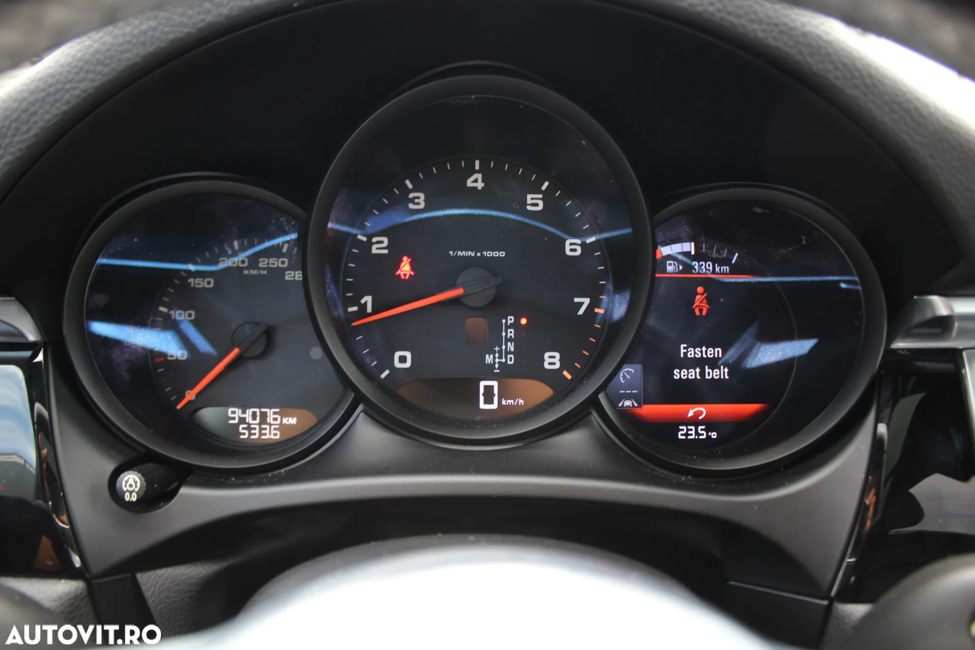 Porsche Macan Standard - 18