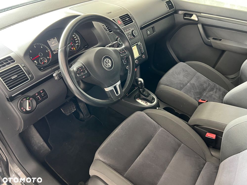 Volkswagen Touran 2.0 TDI DPF Comfortline DSG - 13