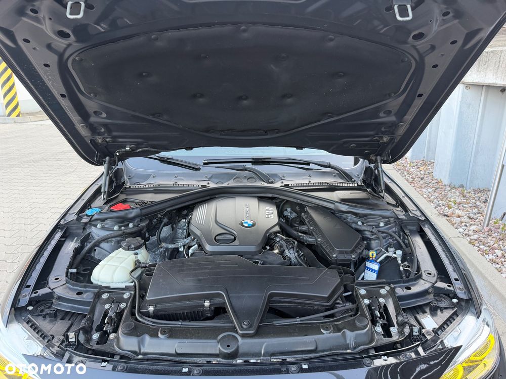 BMW Seria 3 320d M Sport Shadow sport - 17