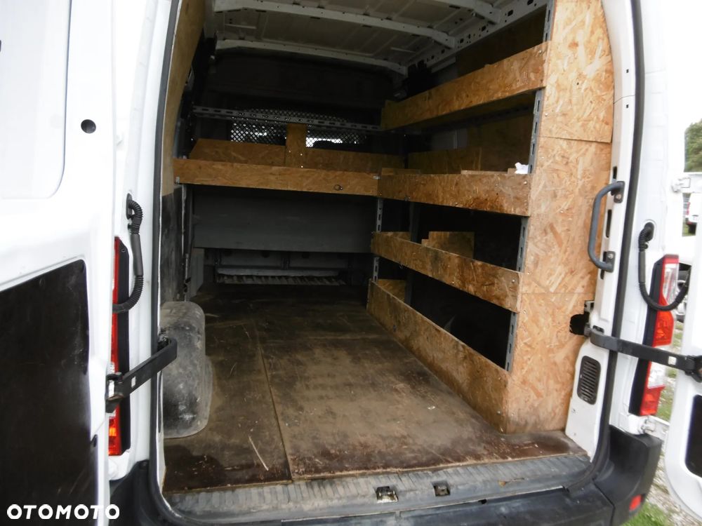 Opel Movano - 10