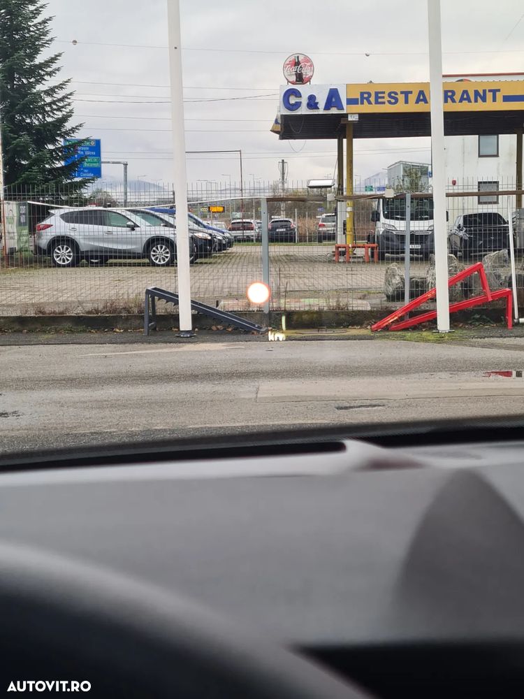 Nissan Qashqai 1.3 l 156CP X-Tronic MHEV Tekna - 18