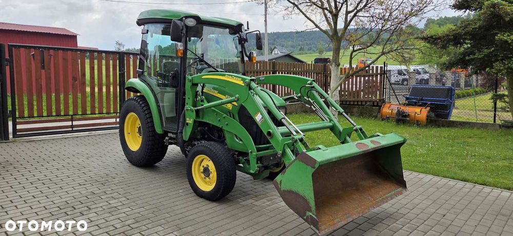 John Deere 3720 - 3