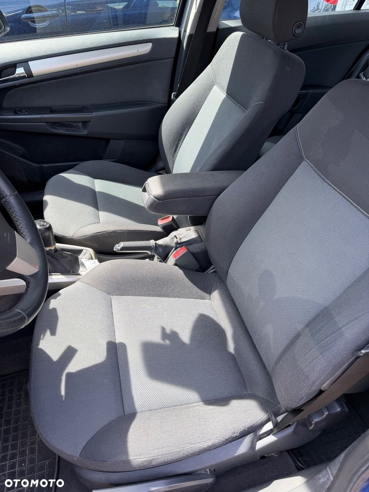Opel Astra 1.6 Edition - 26