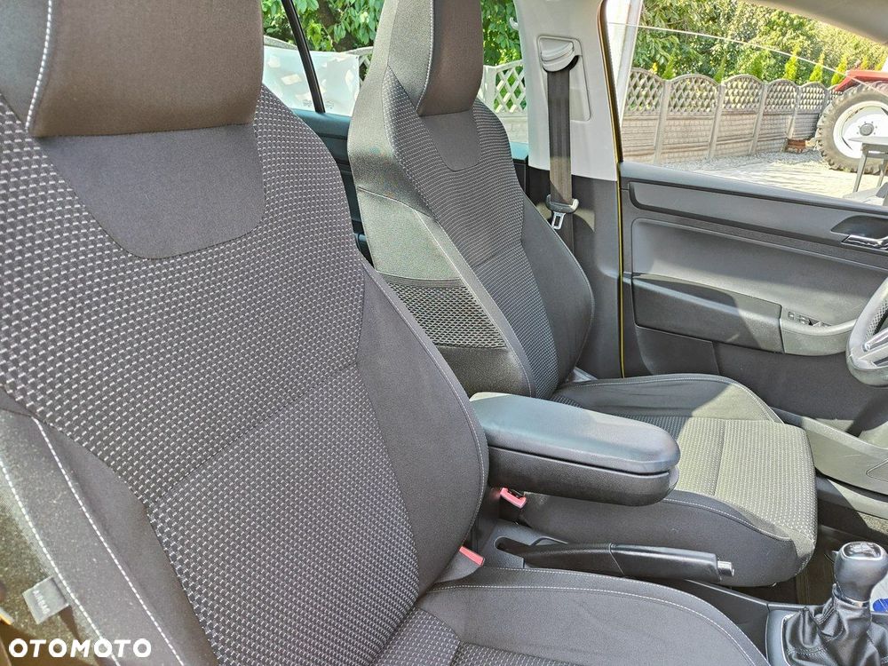 Skoda RAPID 1.6 TDI Active - 22