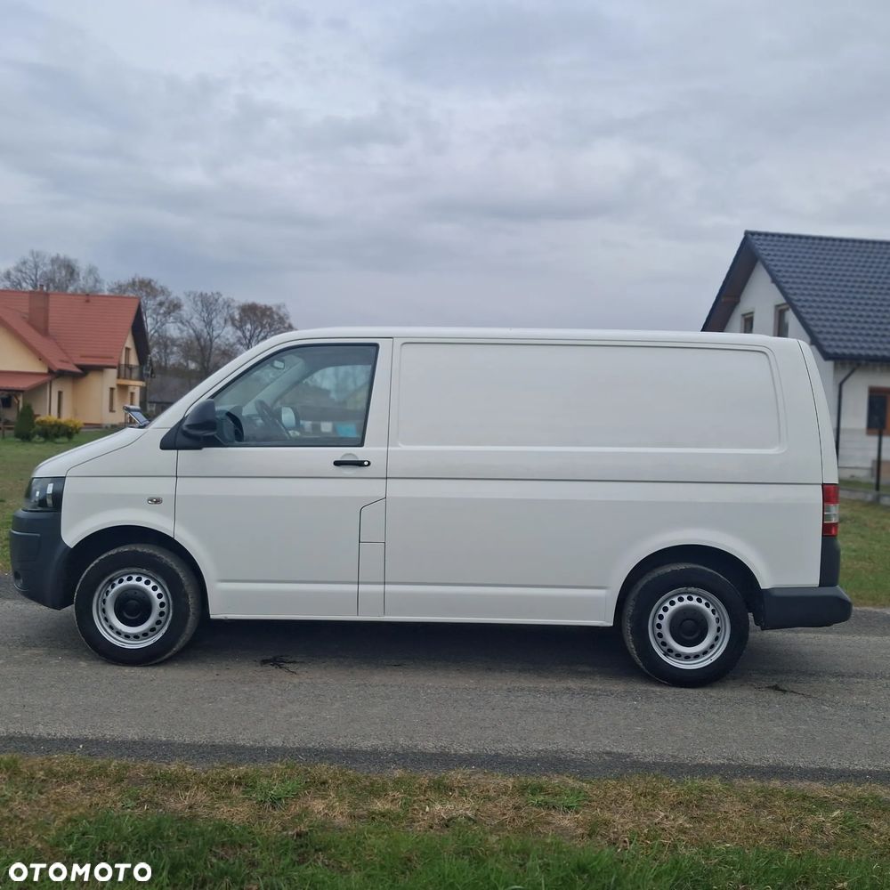 Volkswagen T5 - 11