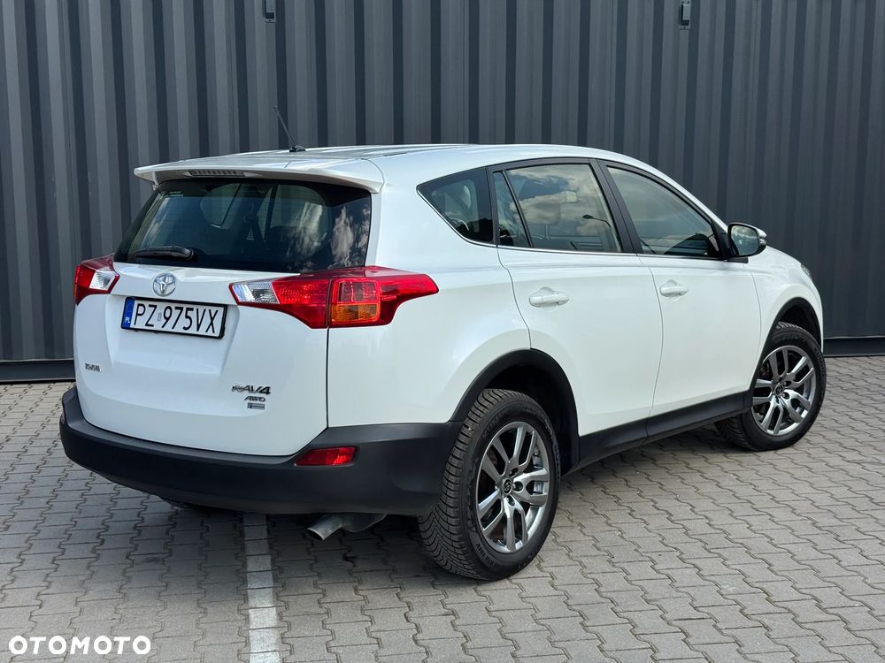 Toyota RAV4 2.0 D-4D Active 4x2 - 9